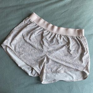 Outdoor Voices Relay 3 Inch Shorts Pebbled Rose